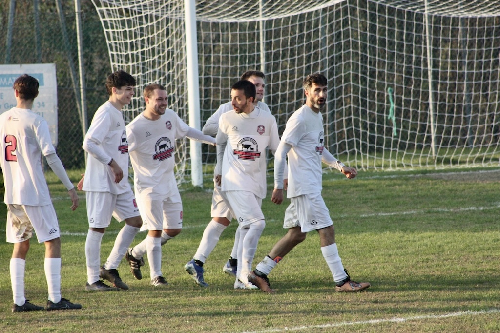 esultanza dopo il gol degli ospiti in Quattro Castella Team Traversetolo 1 2 11a giornata Prima Categoria gir. B 2024 2025