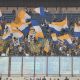 tifosi gialloblu con bandiere nel settore ospiti dello stadio Meazza in San Siro per Inter Parma 26.10.2019