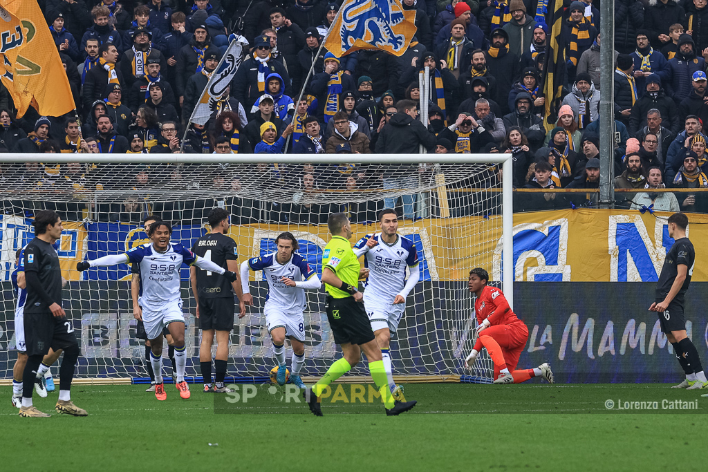 Parma Hellas Verona 2 3 16a giornata Serie A 2024 2025 Diego Coppola esulta dopo il gol che sblocca il punteggio