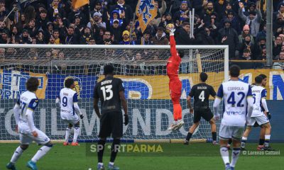 Parma Hellas Verona 2 3 16a giornata Serie A 2024 2025 Zion Suzuki esce in presa alta