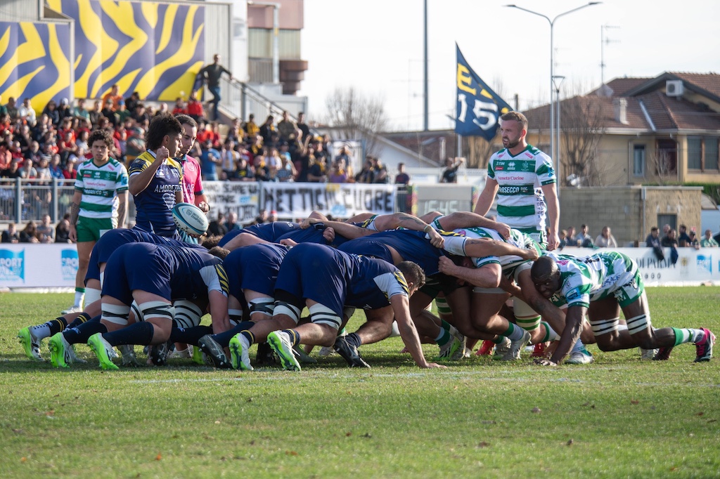 un momento del derby Zebre Parma vs Benetton Rugby s.s. 2023 2024