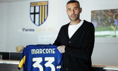 Il portiere Richard Marcone con la maglia numero 33 del Parma