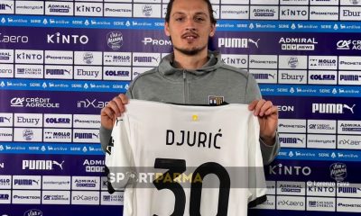 Milan Djuric nuovo attaccante del Parma Calcio con la maglia crociata numero 30 nel giorno della presentazione 23.1.2025