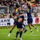 abbraccio giocatori Zebre Parma URC 2024 2025