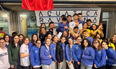 la premiazione di squadra del Coopernuoto Parma al Trofeo Aquatica di Ravenna il 26 gennaio 2025