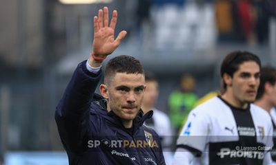 Parma Bologna 2 0 26a giornata Serie A 2024 2025 il saluto di Nahuel Estevez a fine partita