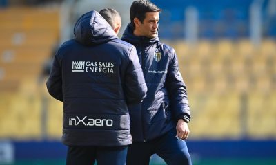 il tecnico del Parma Calcio Cristian Chivu nella rifinitura allo stadio Tardini alla vigilia diel derby col Bologna