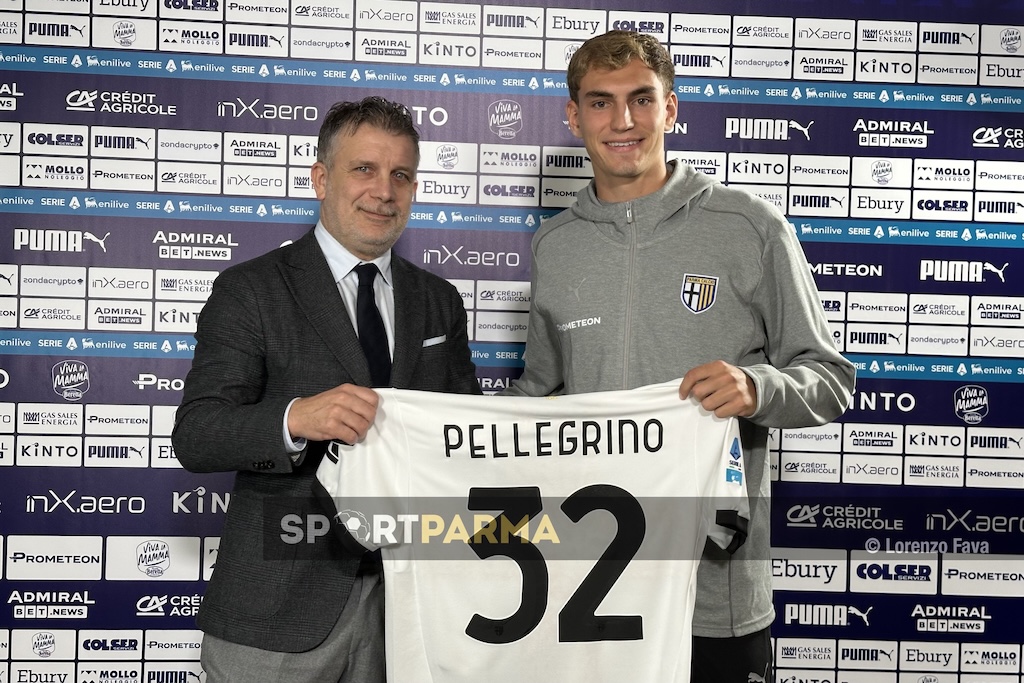 lAD Federico Cherubini con il nuovo acquisto del Parma Calcio Mateo Pellegrino nella conferenza stampa di presentazione 12.2.2025