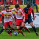 Carignano Sorbolo Biancazzurra 3 0 30a giornata Promozione gir. A 2024 2025 Allan Azuka Abumujor e Gioele Ghiretti che lotta con Andrea Oppici