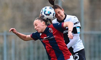 Caterina Ambosi stacca di testa in Parma Bologna 2 2 21a giornata Serie B femminile 2024 2025