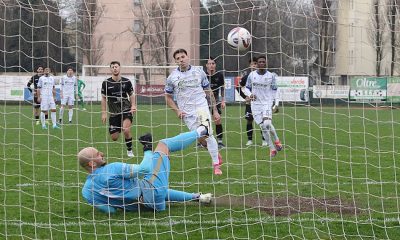 Gonzalo Martinez segna su calcio di rigore in Borgo San Donnino Terre di Castelli 28a giornata Eccellenza 2024 2025