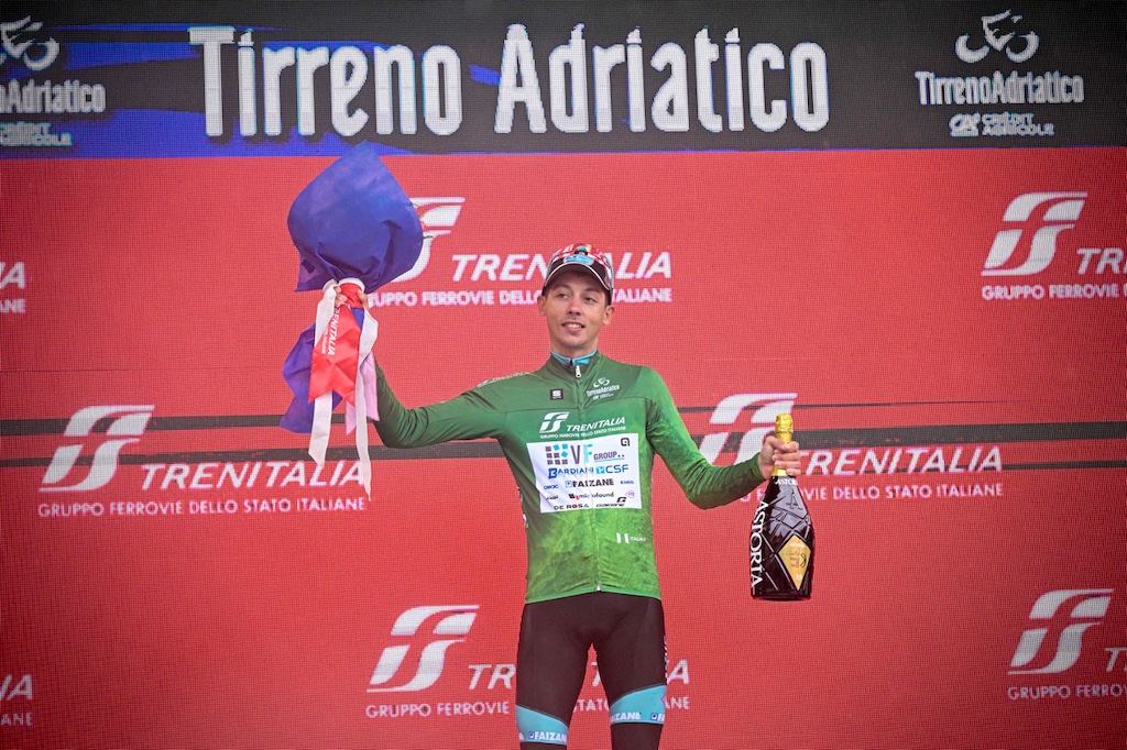 Manuele Tarozzi VF GRoup Bardiani CSF Faizane maglia verde alla terza tappa del Tirreno Adriatico