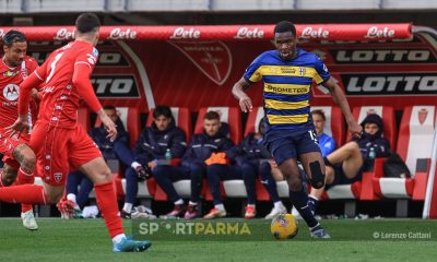 Monza Parma 1 1 29a giornata Serie A 2024 2025 Ange Yoan Bonny palla al piede nellazione del gol del pareggio