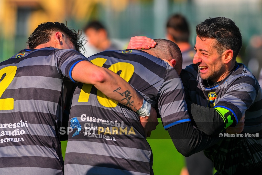 Real Sala Baganza Juventus Club Parma 2 1 25a giornata Prima Categoria gir. B 2024 2025 festeggiamenti dei locali dopo il gol del vantaggio