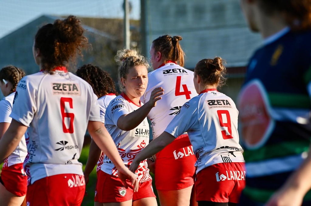 Veronica Madia festeggiata dalle Furie Rosse del SIA MPL Rugby Colorno vs CUS Milano 43 13 Serie A Elite Femminile 2024 2025 XII giornata