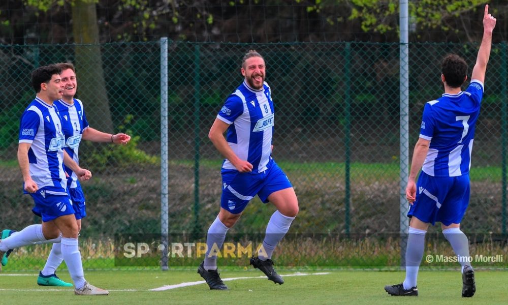 TOP5: chi fermerà il San Secondo? Il tris di Dellapina, la freddezza di Tommasini 1 Langhiranese Marzolara 2 1 28a giornata Prima Categoria gir. B 2024 2025 lattaccante Mattia Dellapina esulta dopo il gol