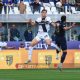 Parma Juventus 1 0 33a giornata Serie A 2024 2025 Giovanni Leoni svetta di testa su Lloyd Kelly