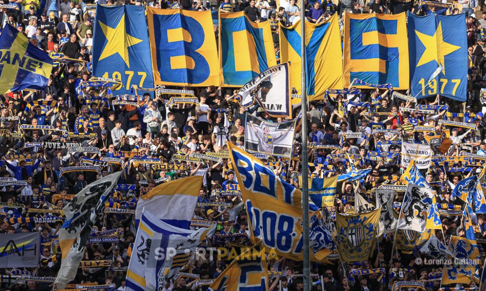 Parma Juventus 1 0 33a giornata Serie A 2024 2025 i tifosi in Curva Nord mostrano la scritta Boys