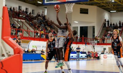 Levi Guimdo Valdo sotto canestro in Foppiani Fulgor Fidenza Crifo Wines Ruvo di Puglia 87 76 gara3 playoff Serie B nazionale basket 2024 2025