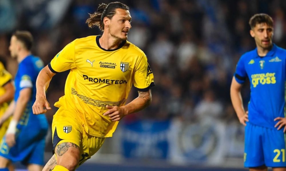 Milan Djuric dopo il gol in Empoli Parma 2 1 36a giornata Serie A 2024 2025