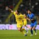 Milan Duric a duello con Mattia Viti in Empoli Parma 2 1 36a giornata Serie A 2024 2025