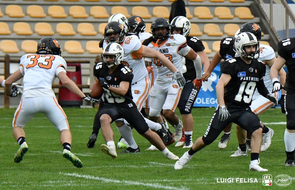 Scontro al vertice tra Parma Panthers e Dolphins Ancona 1 Panthers Parma vs Frogs Legnano 26 26 IFL 2025 Photo credits Luigi Felisa