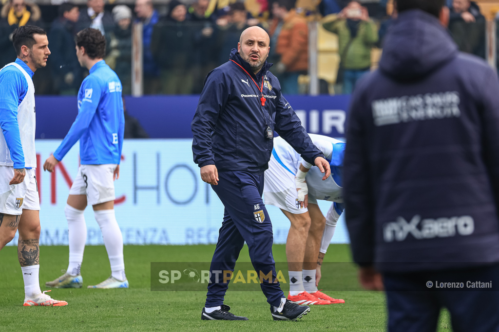 Atalanta esame di maturità: mister Gagliardi alla prima in A 1 Parma Bologna 2 0 26a giornata Serie A 2024 2025 il vice allenatore Antonio Gagliardi