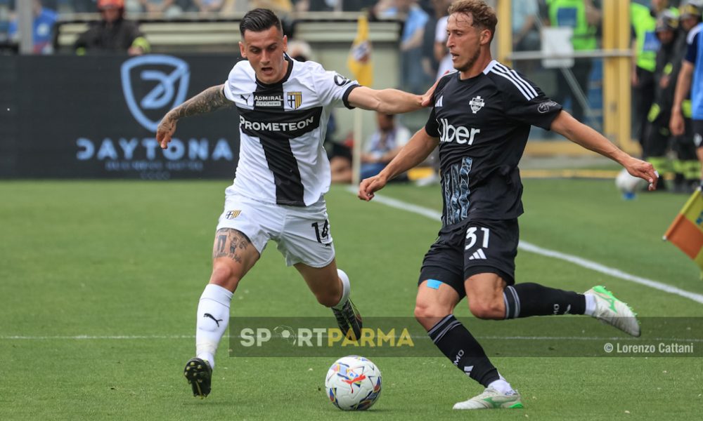 Parma Como 0 1 35a giornata Serie A 2024 2025 Emanuele Valeri e Mergim Vojvoda