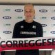 lallenatore parmense Ivano Rossi con la sciarpa della Correggese