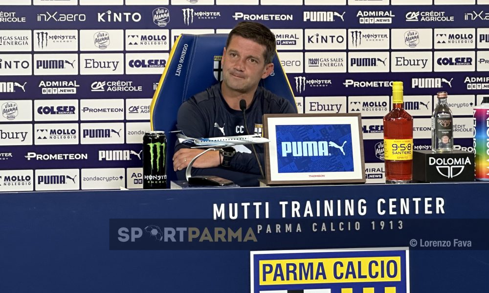 mister Cristian Chivu Parma Calcio in conferenza stampa al Mutti Training Center il 17.05.2025