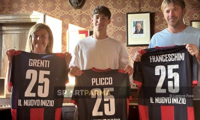 Emanuela Granti Sindaco di Fornovo con i calciatori fornovesi Elia Plicco e Ivan Franceschini