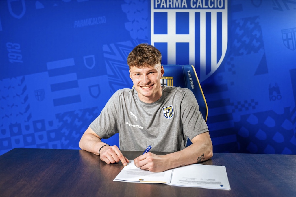Filippo Rinaldi firma il rinnovo triennale con il Parma Calcio
