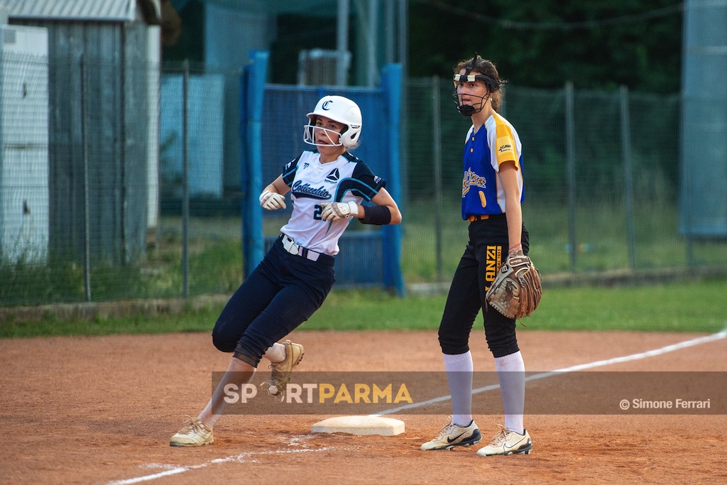 Softball A1: festa Collecchio nel derby di recupero, Old Parma ko 11-1 1 Ponzi corre in terza gara 2 Bertazzoni Collecchio Pubbliservice Old Parma 11 1 13a giornata Serie A1 softball 2025 foto Simone Ferrari