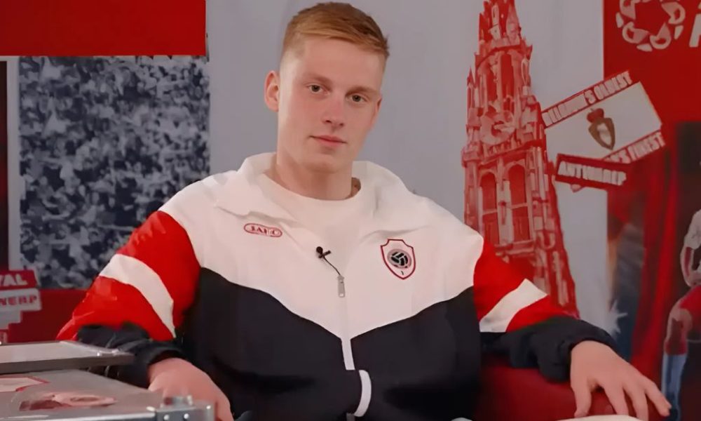 il difensore Zeno Van Den Bosch Royal Antwerp