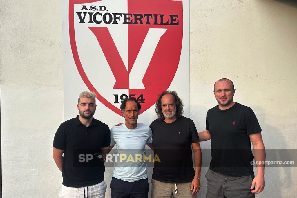 Valzer panchine: a Vicofertile inizia un nuovo Corso 1 il nuovo allenatore del Vicofertile Mario Corso assieme ad Alex Romeo team manager Marco Osio presidente e Giulio Gerali direttore sportivo