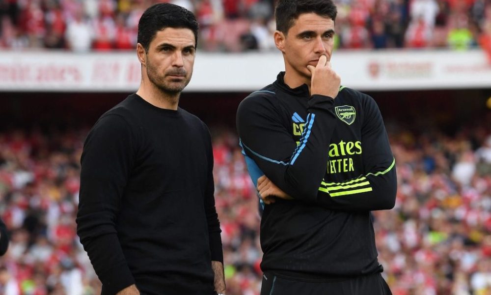 lallenatore Mikel Arteta e il collaboratore Carlos Cuesta Arsenal