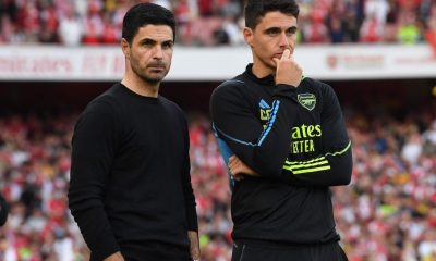 lallenatore Mikel Arteta e il collaboratore Carlos Cuesta Arsenal