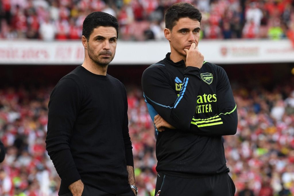lallenatore Mikel Arteta e il collaboratore Carlos Cuesta Arsenal