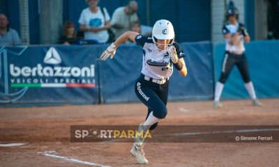 Arianna Ponzi in Bertazzoni Collecchio Mia Office Blue Girls Bologna 15a giornata Serie A1 softball 2025 foto Simone Ferrari