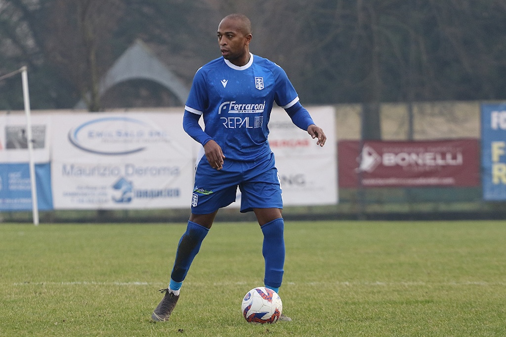 Mercato dilettanti: colpaccio Som a Vicofertile, Diakitè verso Bagnolo 1 Thomas Fabrice Som in Borgo San Donnino Fabbrico 0 1 16a giornata Eccellenza 2024 2025