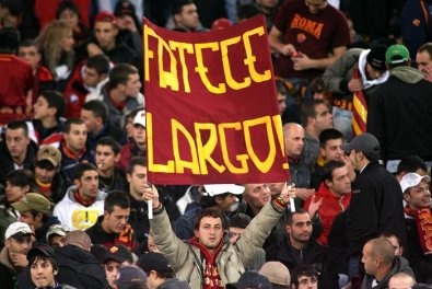 tifo roma3 395 470015289