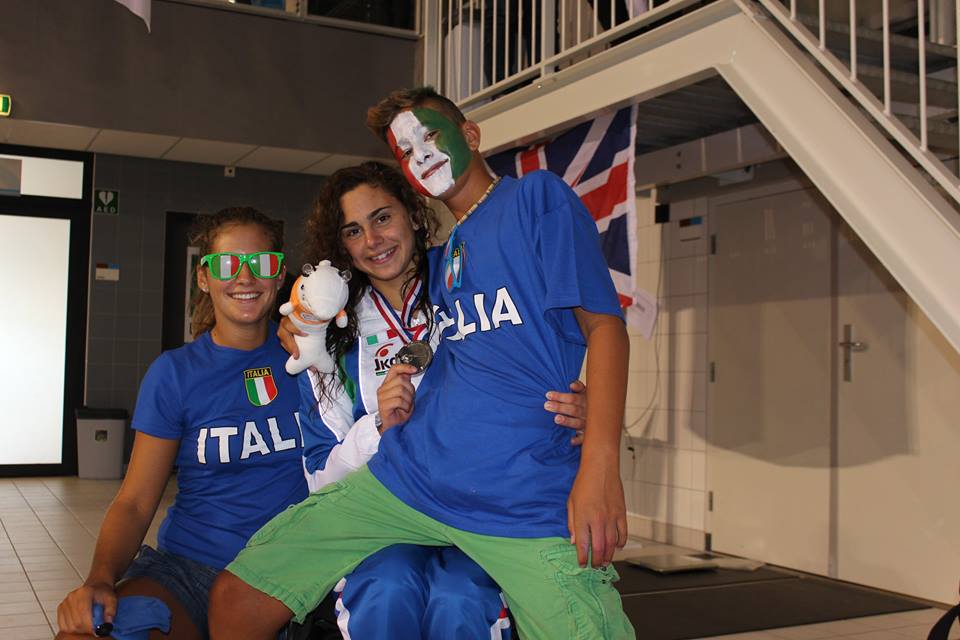 giulia ghiretti con i fratelli 454830254