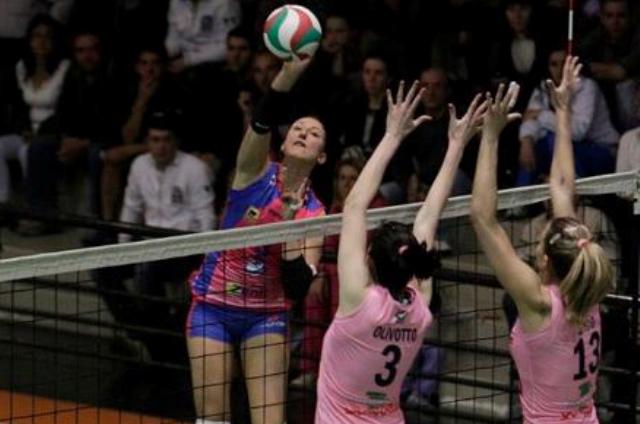 TVVolley Pom Rania 296702940